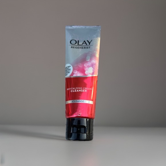 OLAY Other - Olay Revitalizing Cream Cleanser 100g Anti Aging Face Wash‎ Full Size Sealed New